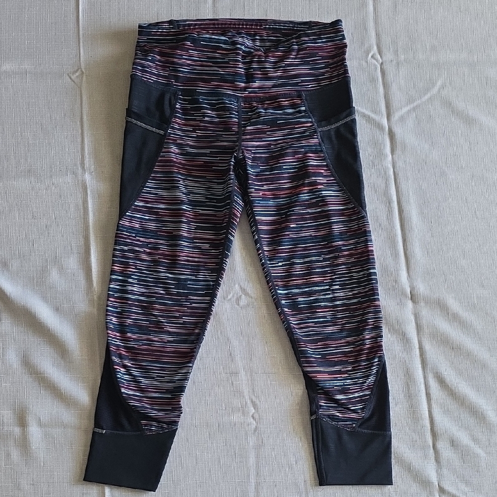 Athleta Capri Leggings Shimmer Stripe Relay